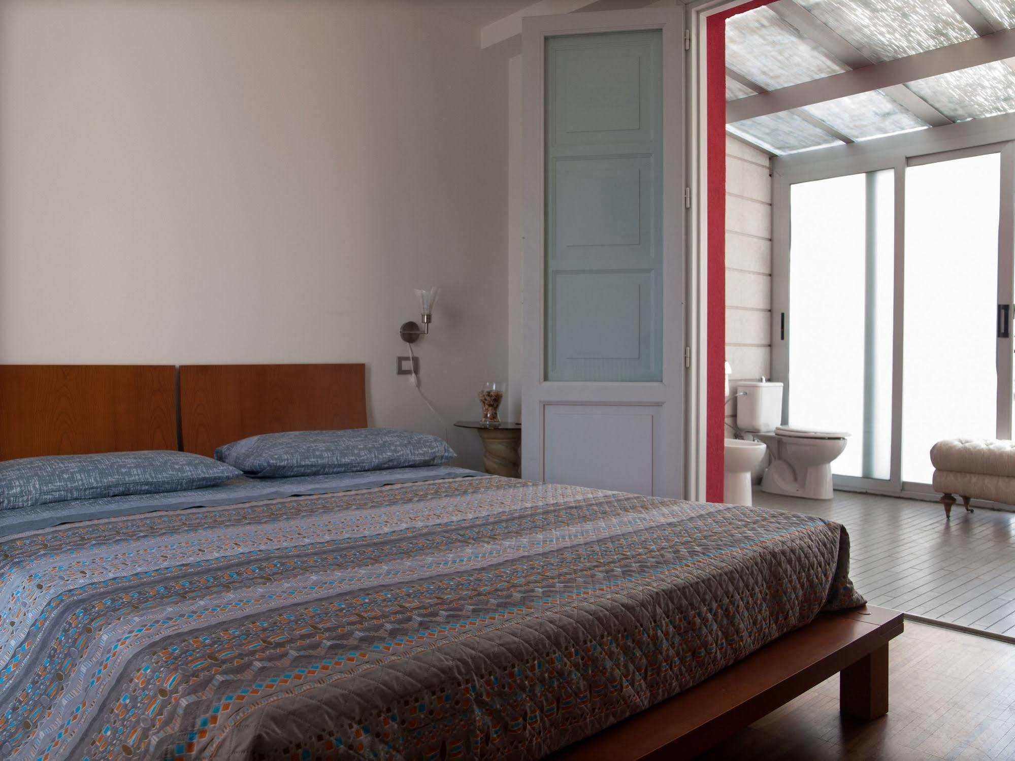 Bed and Breakfast Casa Del Vento Roccalumera Exterior foto